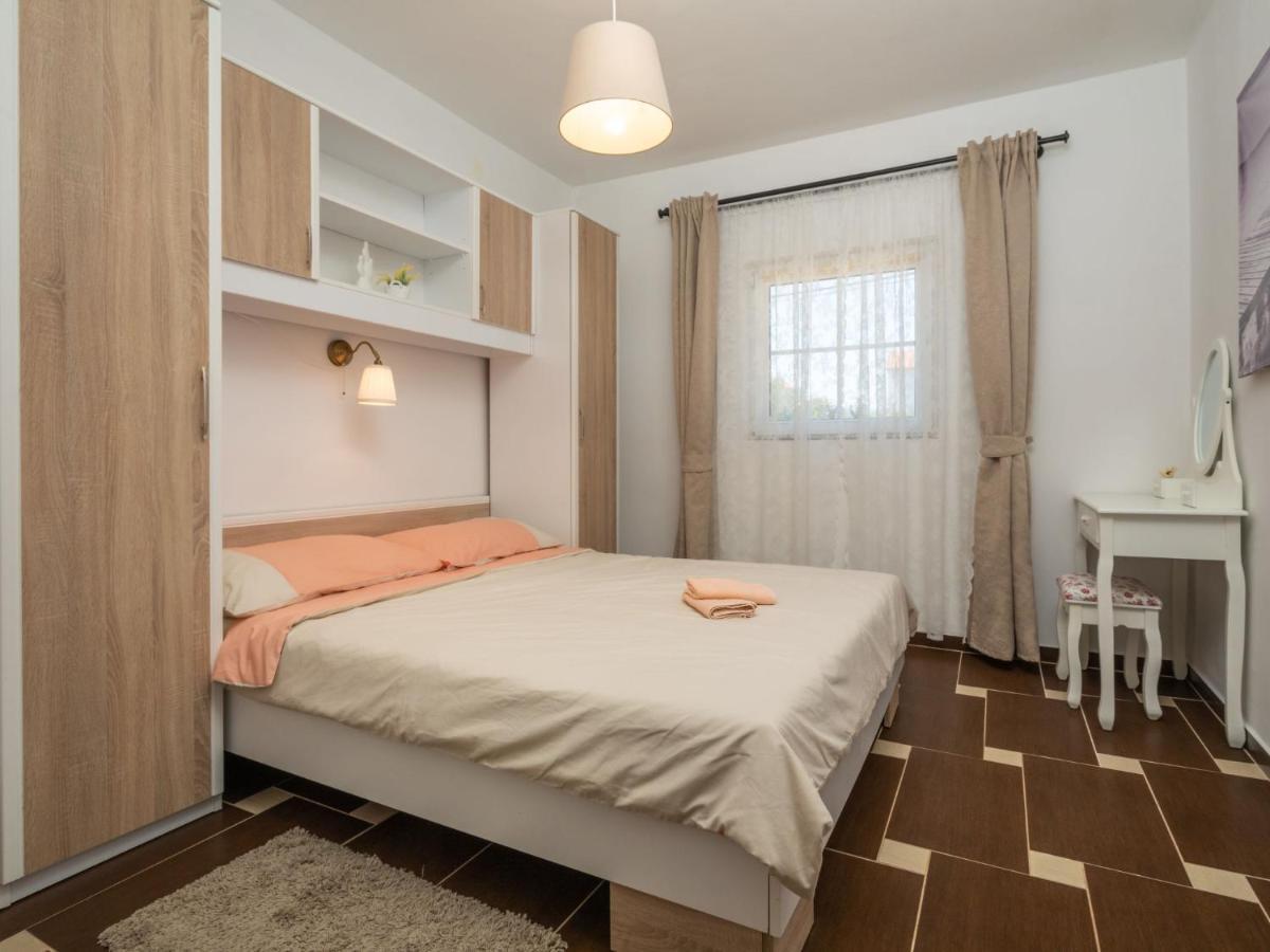 Holiday Home Mikac - Mlk136 By Interhome Dobrinj Екстер'єр фото